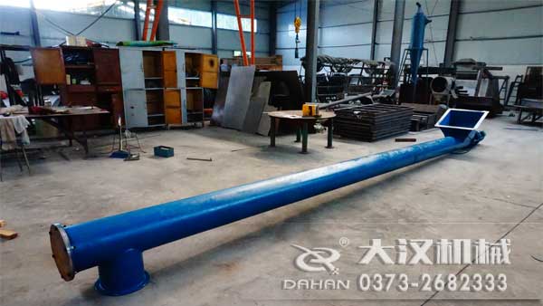 汙泥無（wú）軸螺旋（xuán）輸送機（jī）圓管